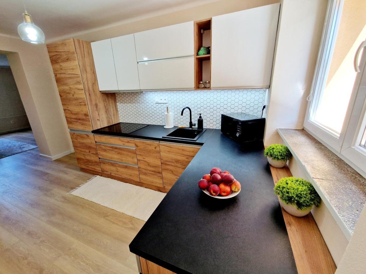 Spišská Nová Ves City Center Apartment - Self Check-In מראה חיצוני תמונה