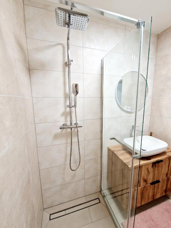 Spišská Nová Ves City Center Apartment - Self Check-In מראה חיצוני תמונה